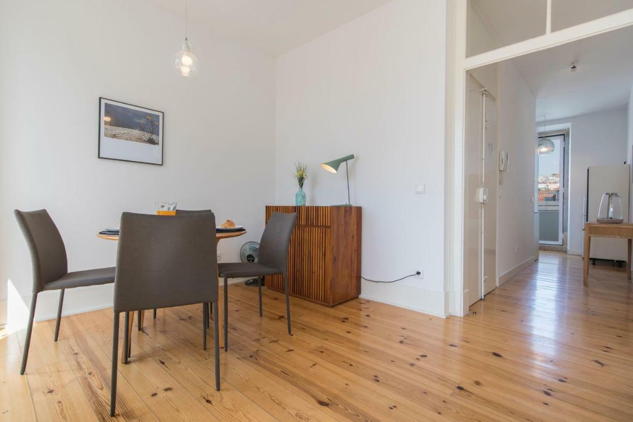Lovelystay - Sunny Santa Catarina II Lisbon Exterior photo