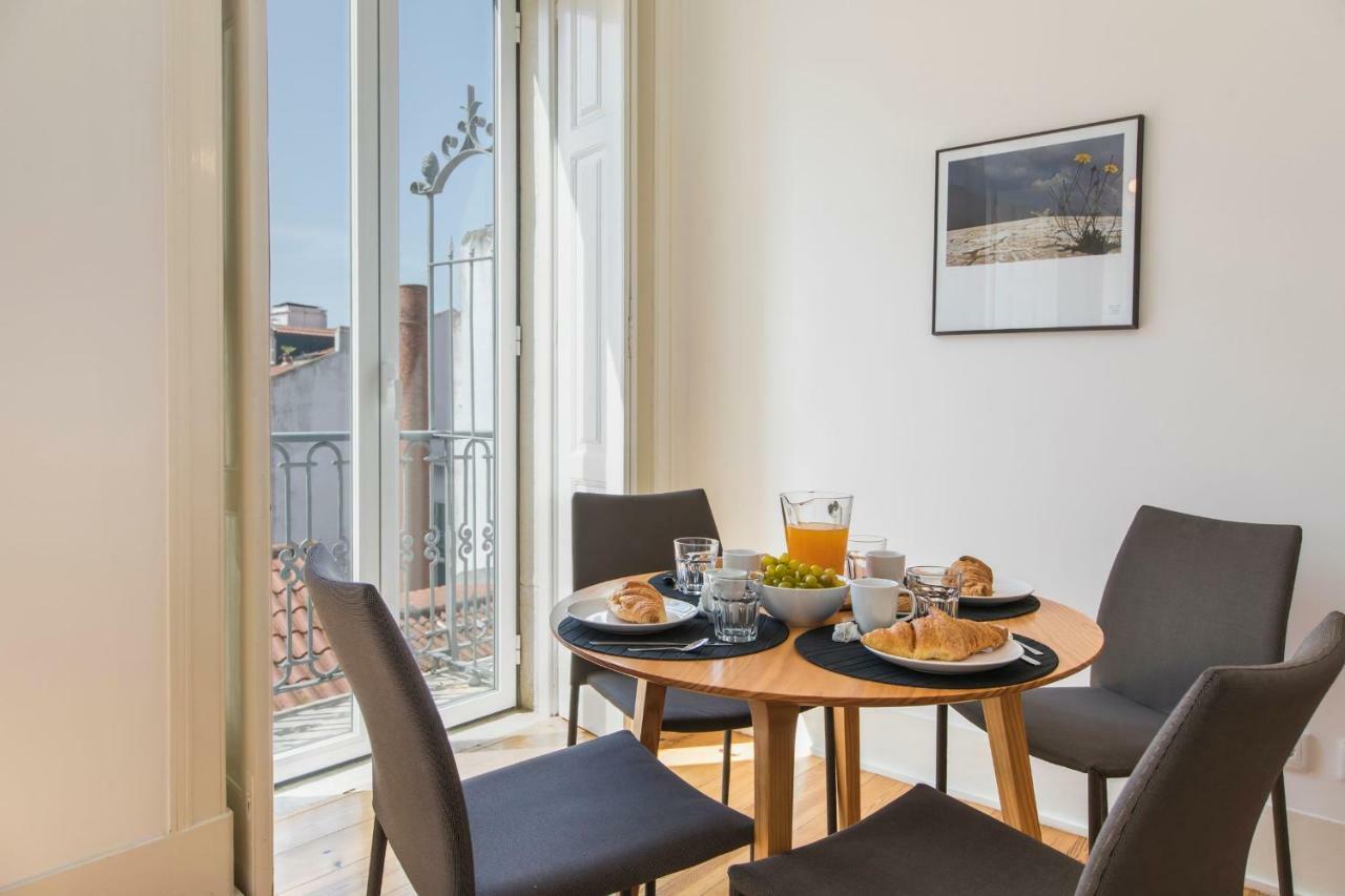 Lovelystay - Sunny Santa Catarina II Lisbon Exterior photo